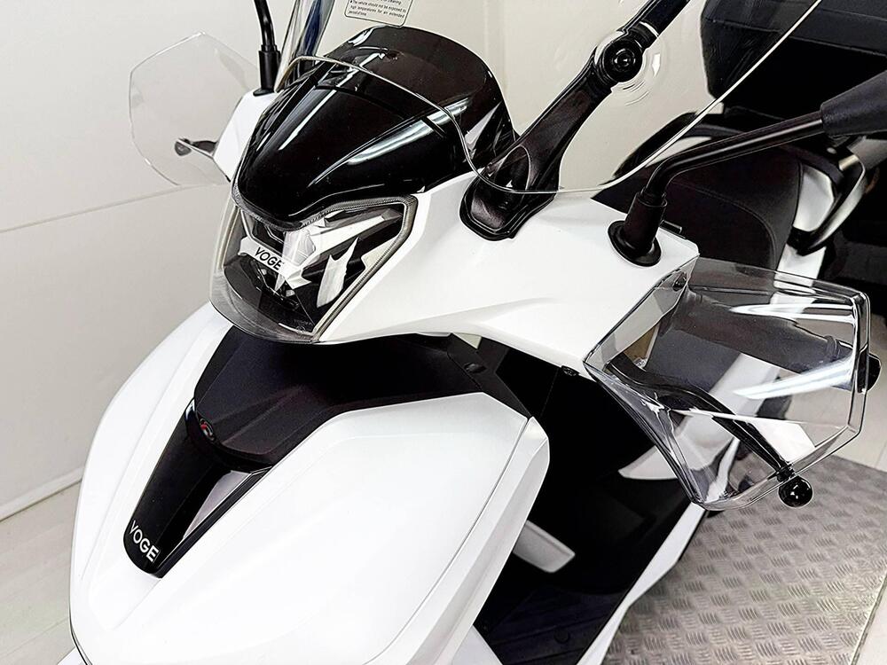 Voge Sfida SR16 125 (2025) (16)