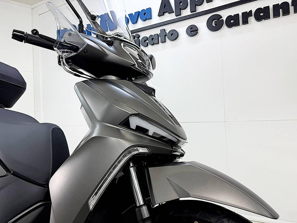 Voge Sfida SR16 125 (2025 - 26) (9)