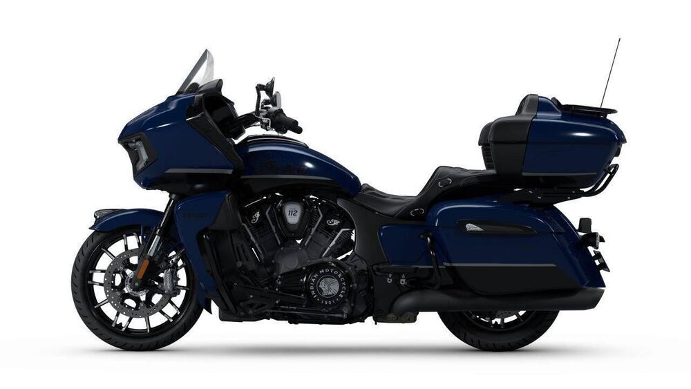 Indian Pursuit 1834 Powerplus Dark Horse (2025) (3)