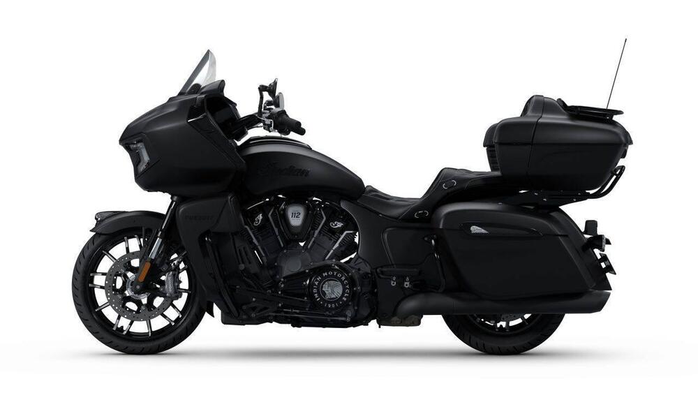 Indian Pursuit 1834 Powerplus Dark Horse (2025) (4)