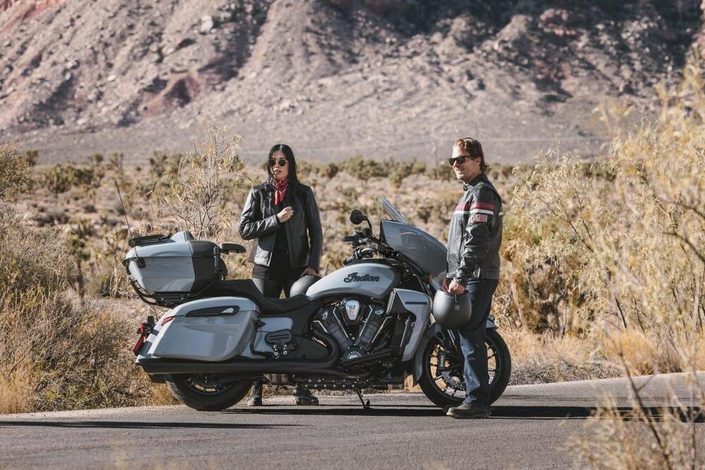 Indian Roadmaster 1834 Powerplus Dark Horse (2025) (7)