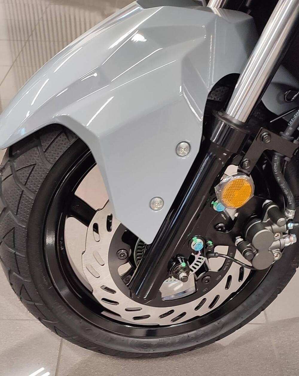 Sym ADX 125 (2025) (7)