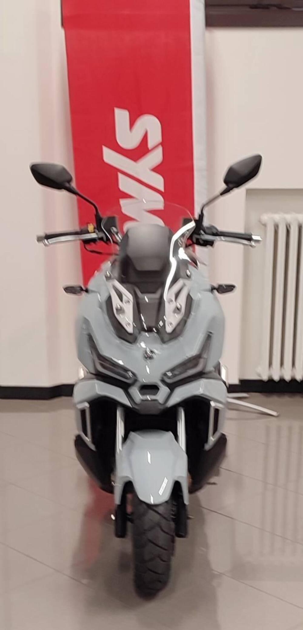 Sym ADX 125 (2025) (4)