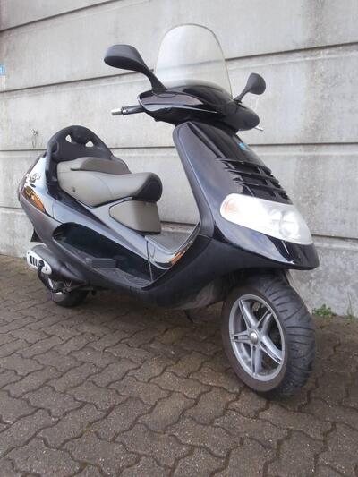 Piaggio Hexagon 180 LXT Cat usata