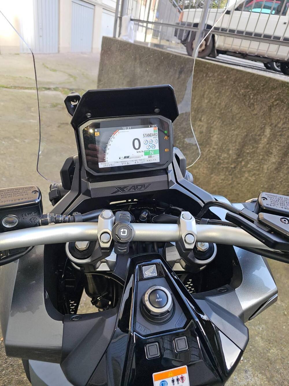 Honda X-ADV 750 DCT (2021 - 24) (3)