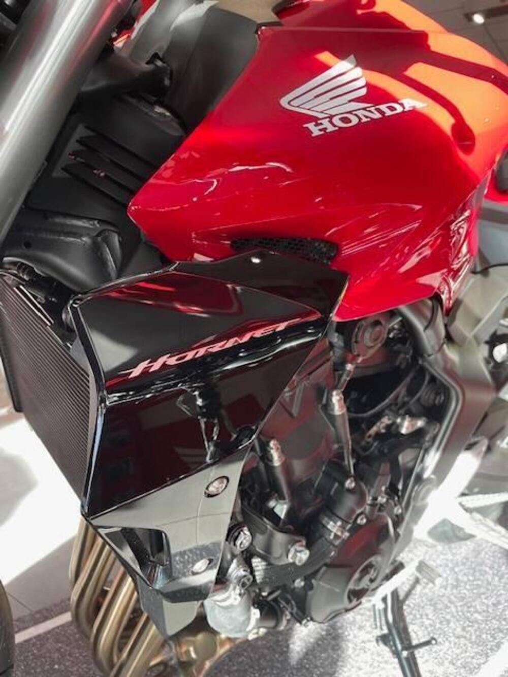 Honda CB 1000 Hornet (2025) (6)