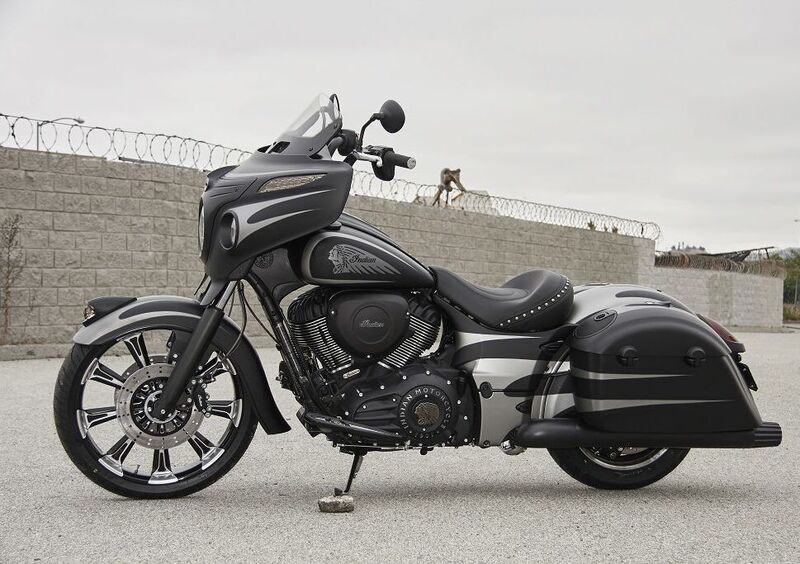 Indian Chieftain Chieftain Dark Horse (2017 - 18) (2)