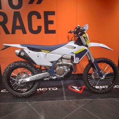 Husqvarna FE 350 (2025) nuova