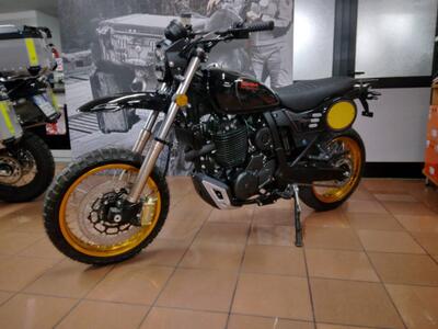 Swm Silver Vase 650 (2025 - 26) nuova