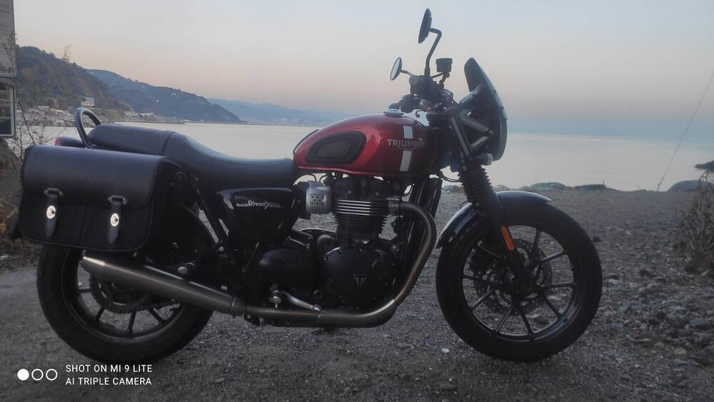 Triumph Street Twin 900 (2017 - 18) (10)