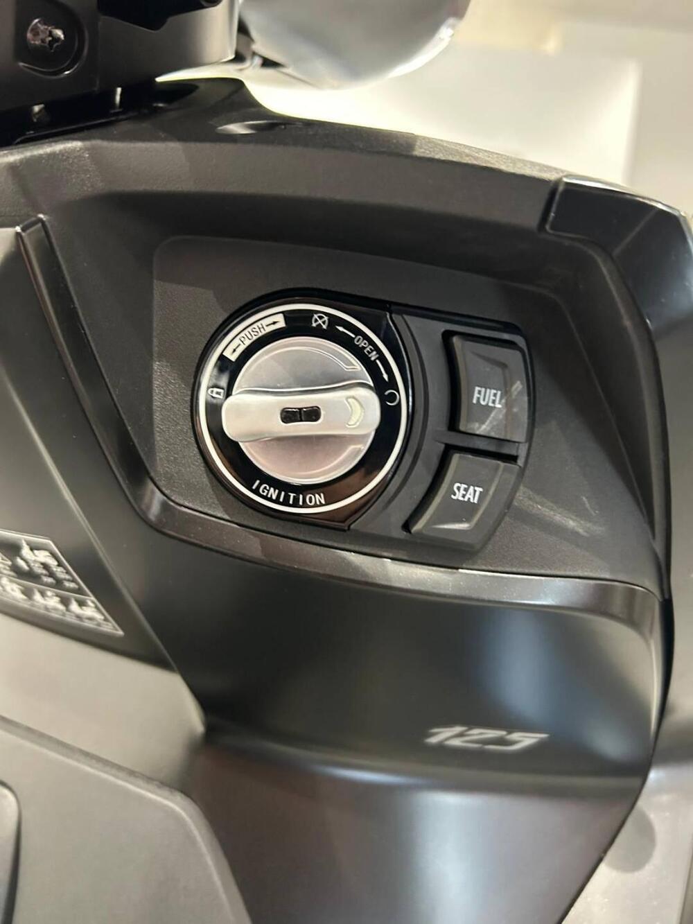 Voge Sfida SR16 125 (2025 - 26) (6)