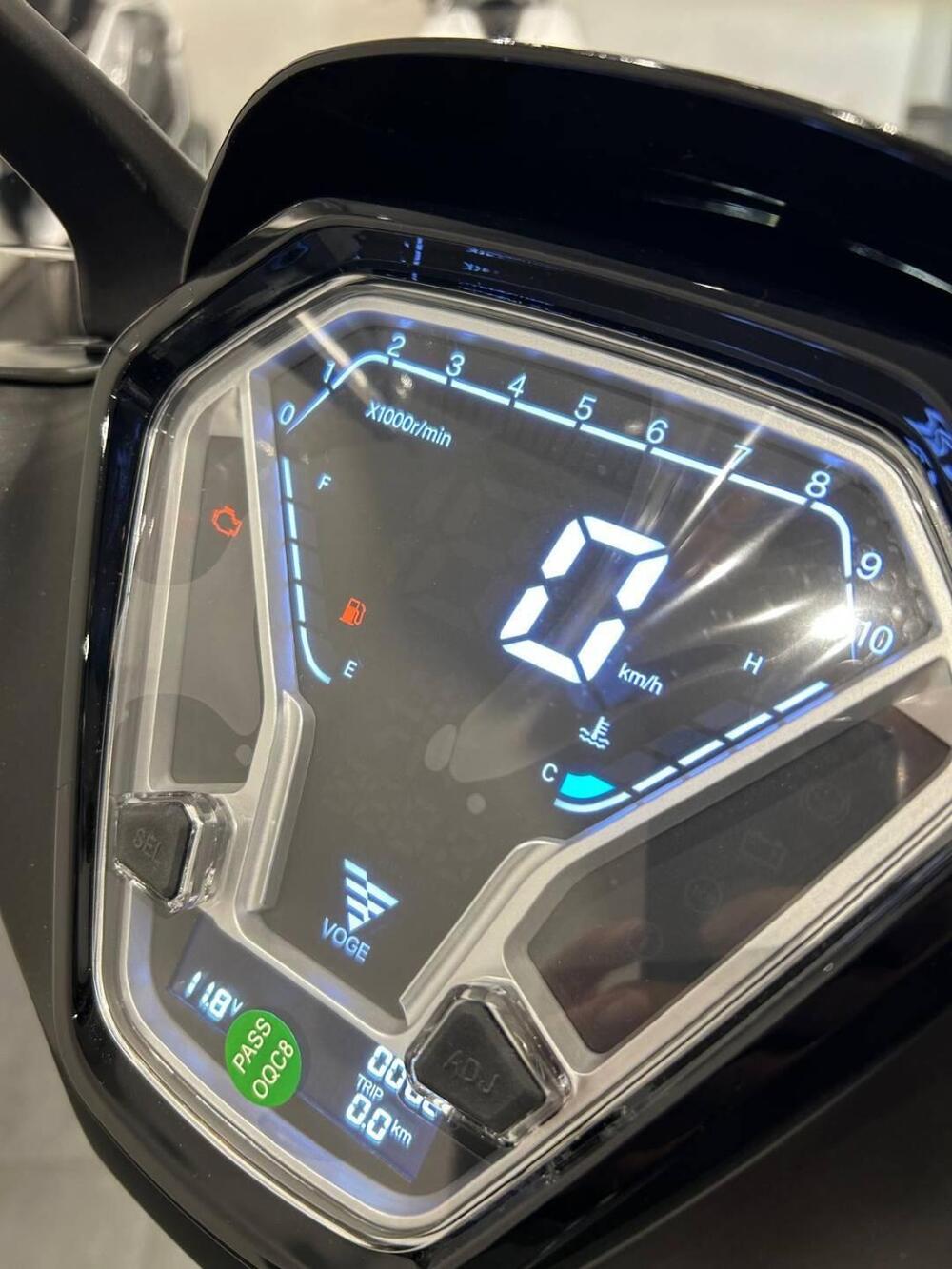 Voge Sfida SR16 125 (2025 - 26) (9)