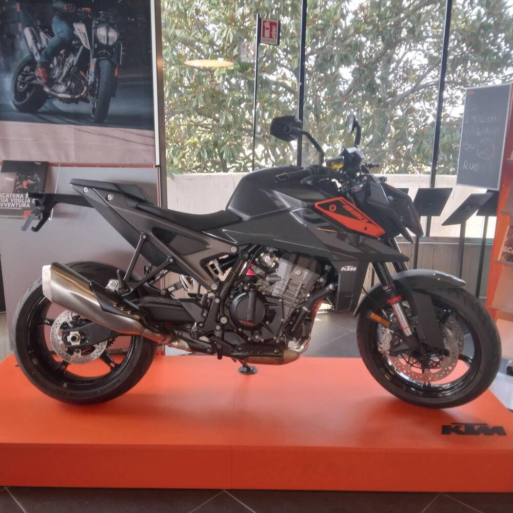 KTM 990 Duke (2024 - 26)