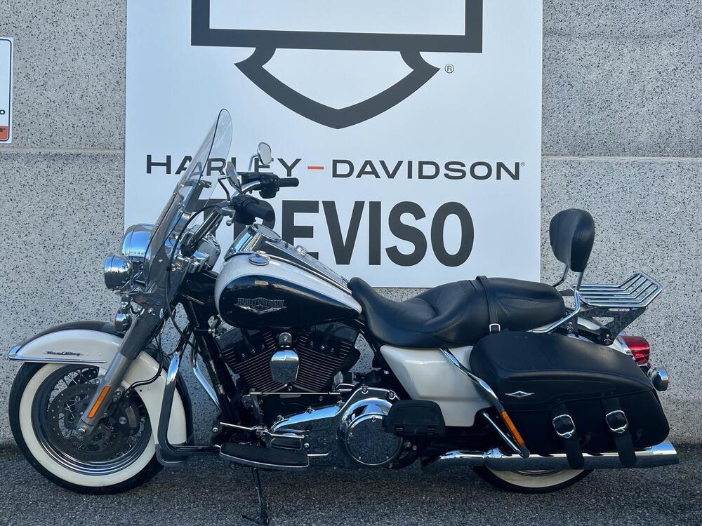 Harley-Davidson 1690 Road King (2013 - 16) - FLHR (2)