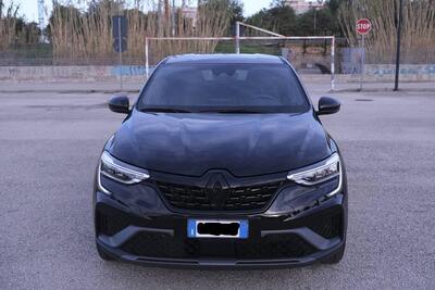 Renault Arkana Hybrid E-Tech 145 CV Engineered del 2023 usata a Grottammare