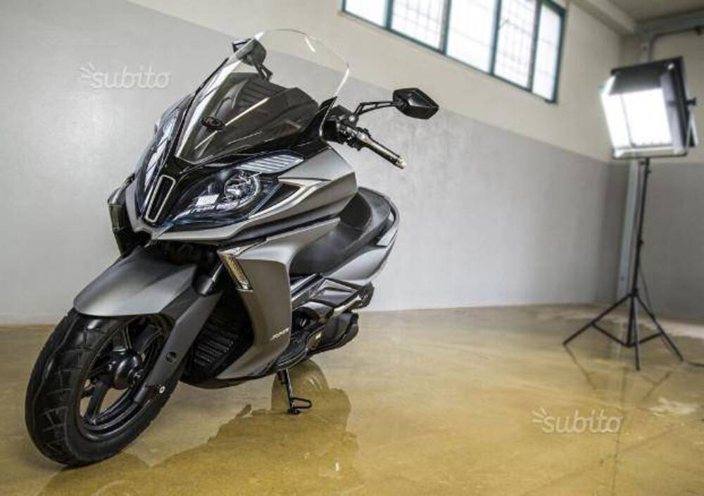 Kymco Downtown 350i ABS (2016 - 20) (2)