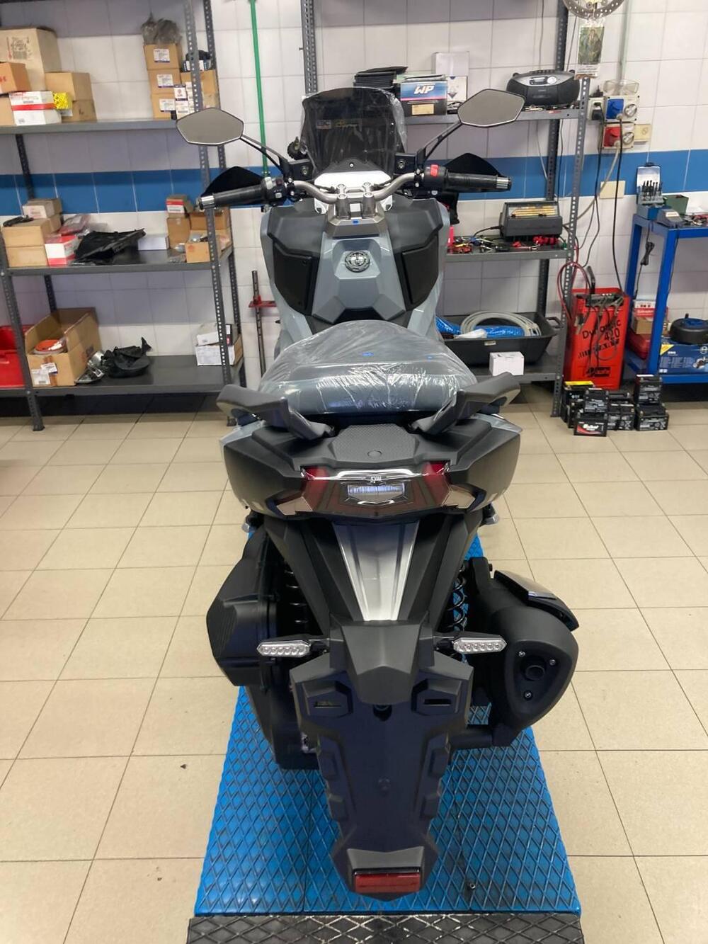 Sym ADX 300 (2024 - 25) (6)