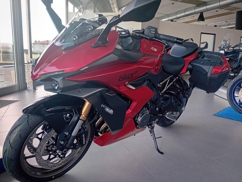 Suzuki GSX-S1000GT (2025) (5)