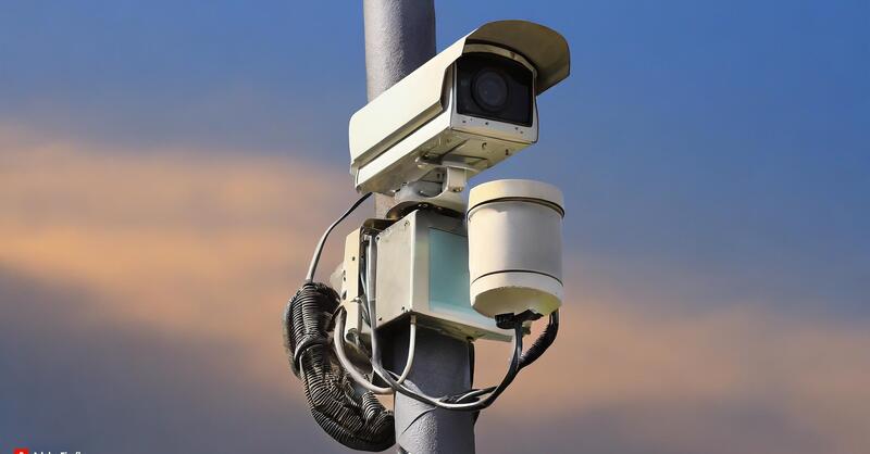 Telecamere dotate di AI, ad alta risoluzione e anti-smartphone