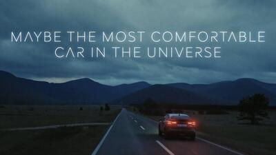 Citroen e-C4: il video con l'alieno per il lancio della nuova berlina