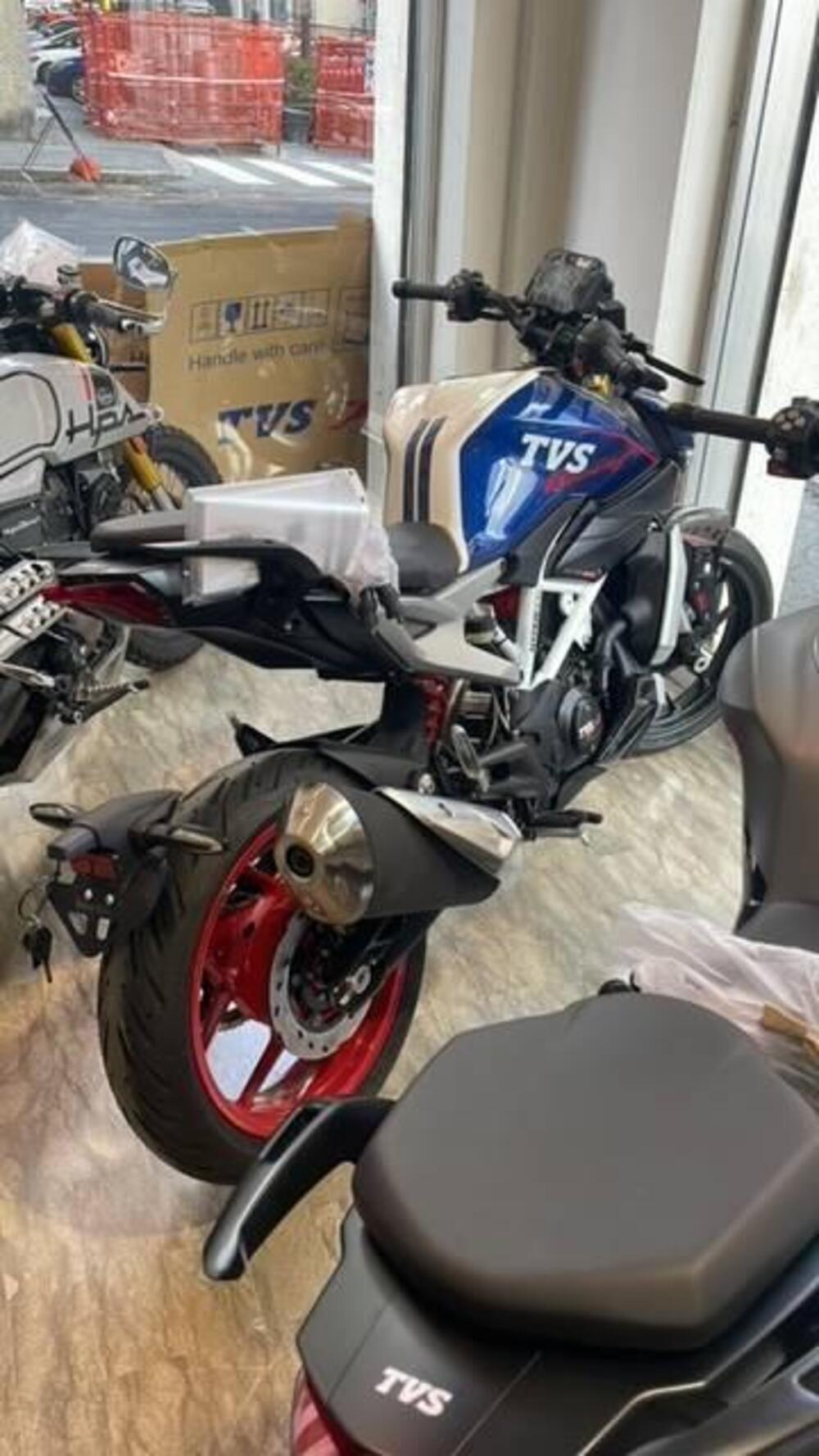 TVS Motor RTR 310 Plus (2024 - 25) (2)