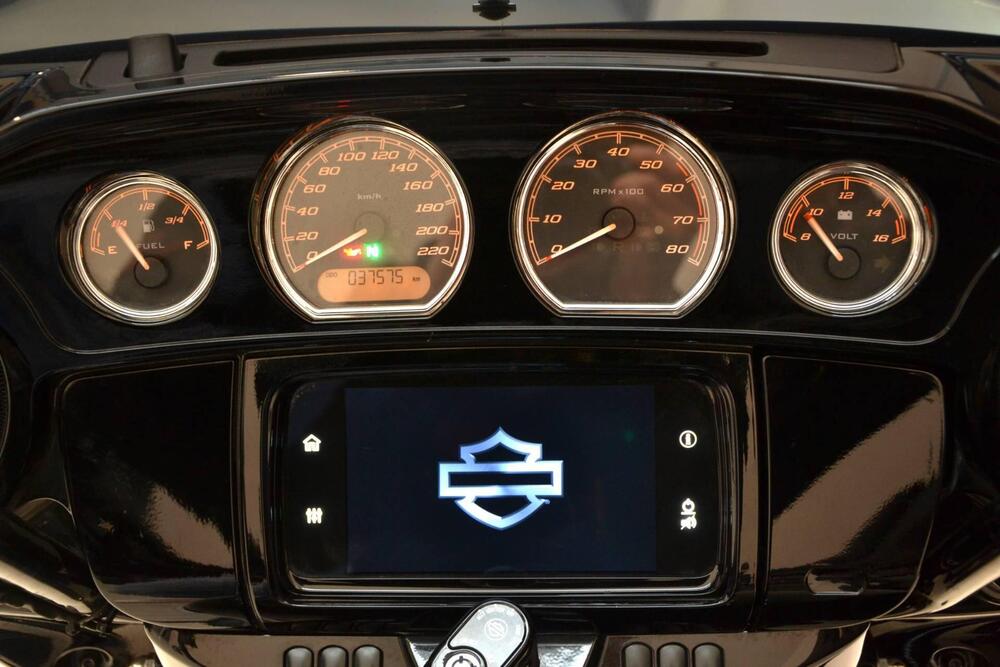 Harley-Davidson 114 Street Glide Special (2019 - 20) - FLHXS (16)