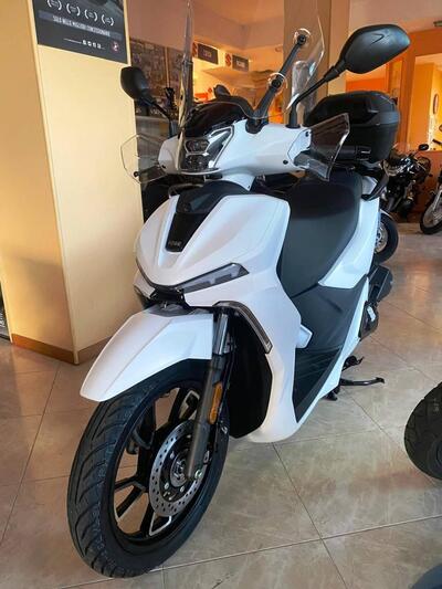 Voge Sfida SR16 125 (2025) nuova