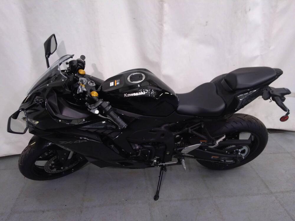 Kawasaki Ninja ZX-4R (2024 - 26) (2)