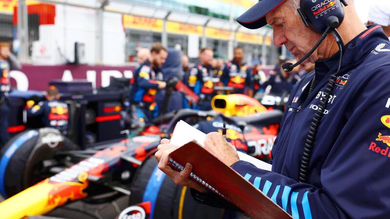 F1. Le difficolt&agrave; della RB20 sono frutto dalla &quot;poca esperienza&quot; della Red Bull? Adrian Newey aveva capito tutto gi&agrave; nel 2023: &quot;Ero preoccupato, loro no&quot;