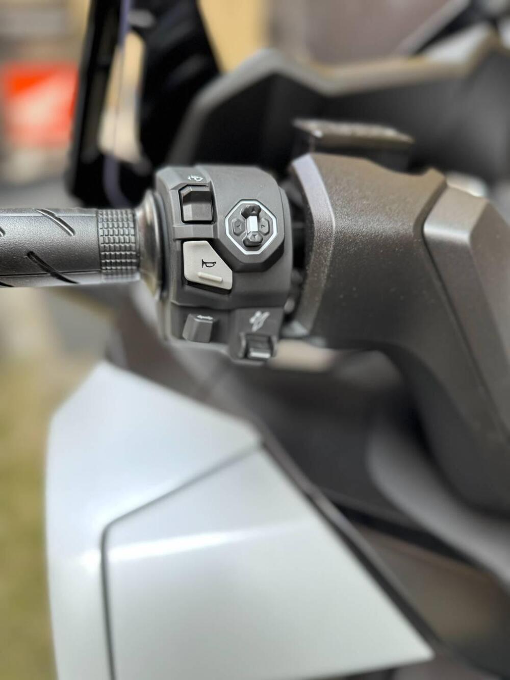 Honda Forza 350 (2025) (7)