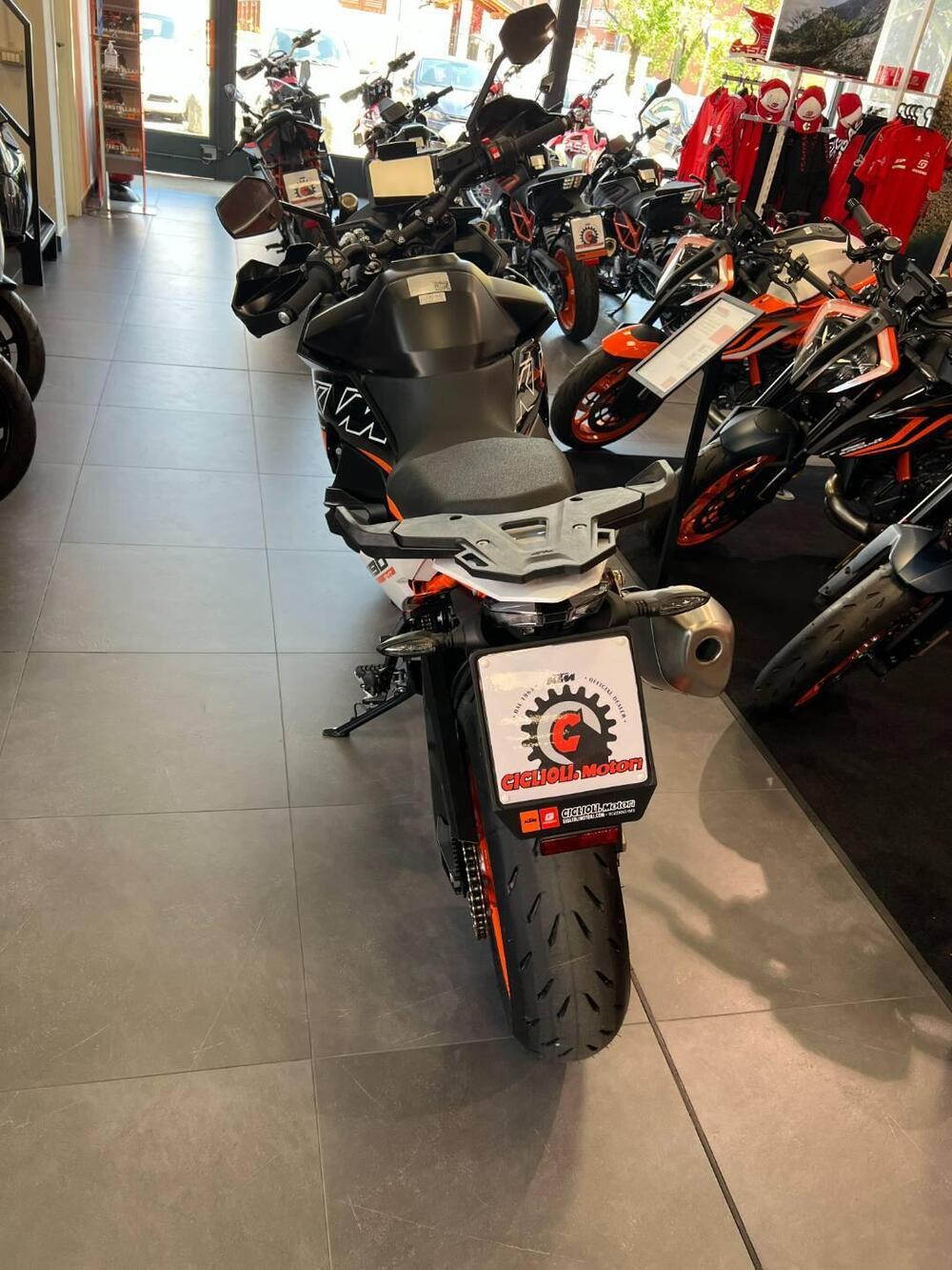 KTM 890 SMT (2023 - 26) (4)