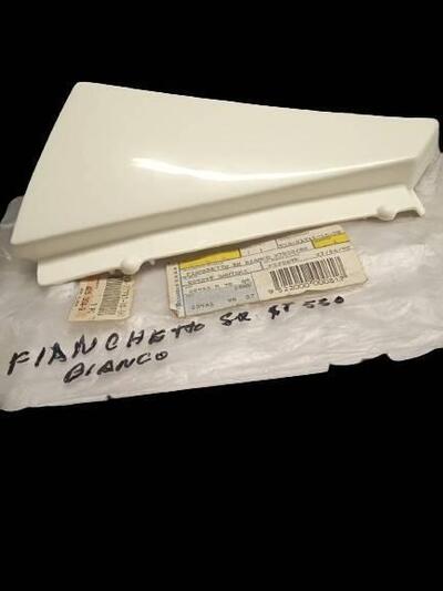 Copertura laterale per la moto Yamaha XT550 del 19