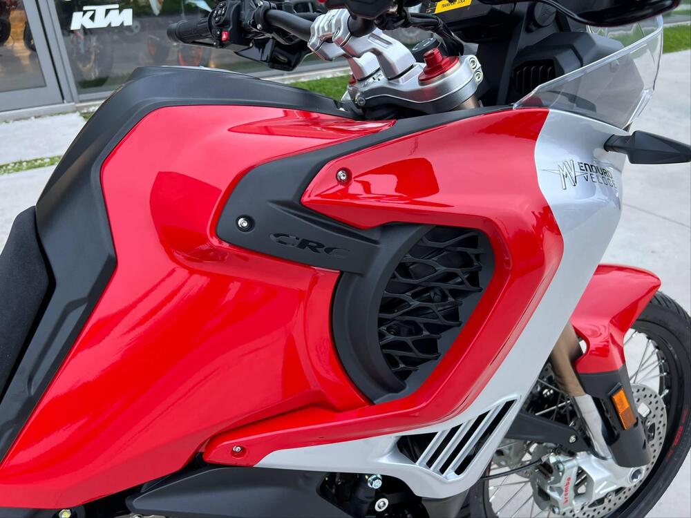 MV Agusta LXP Enduro Veloce (2024 - 25) (6)