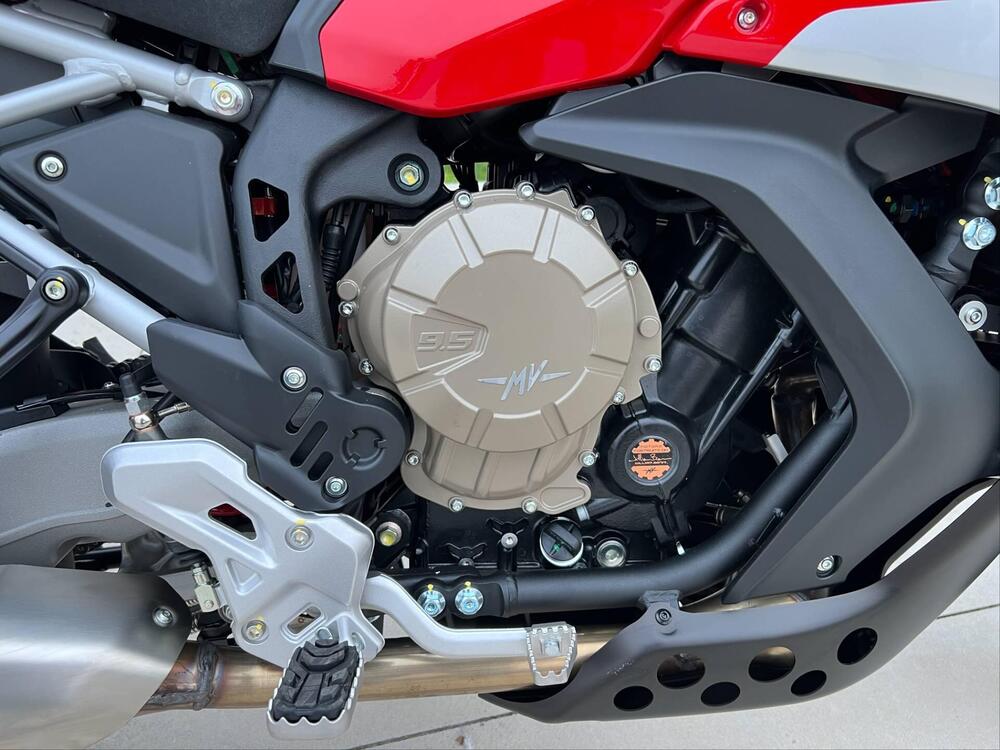 MV Agusta LXP Enduro Veloce (2024 - 25) (9)