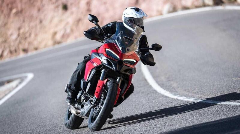 La Ducati Multistrada pi&ugrave; leggera e facile di sempre? Abbiamo guidato la nuova V2 [VIDEO]