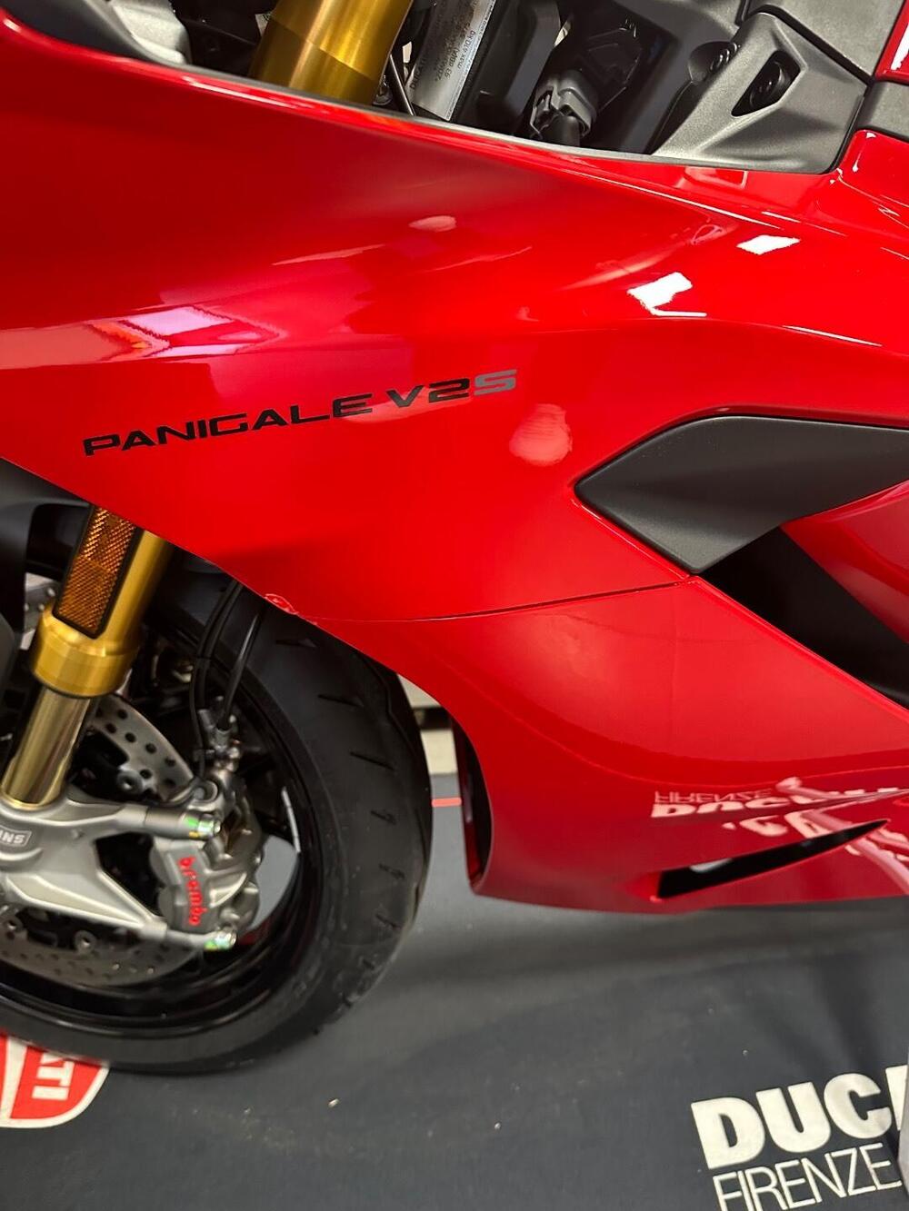 Ducati Panigale V2 S (2025) (6)