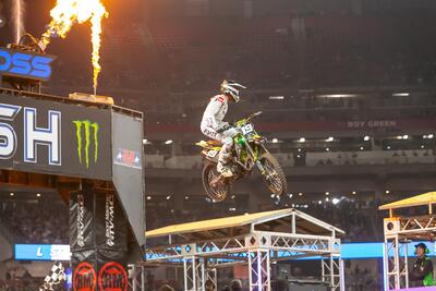 Triumph vince nell'AMA Supercross. A Glendale la prima storica vittoria della casa inglese