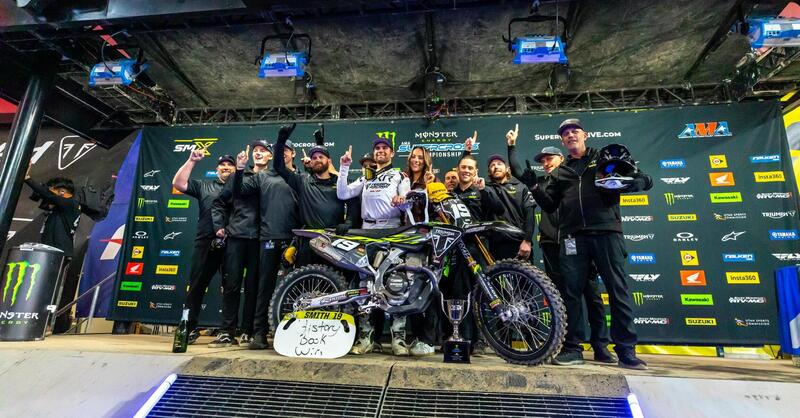 Triumph vince nell&#039;AMA Supercross. A Glendale la prima storica vittoria della casa inglese