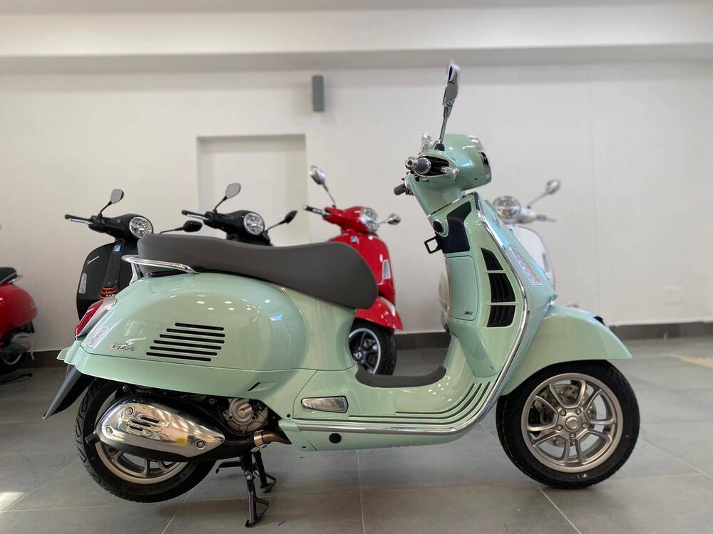 Vespa GTS 310 Super (2025) (17)