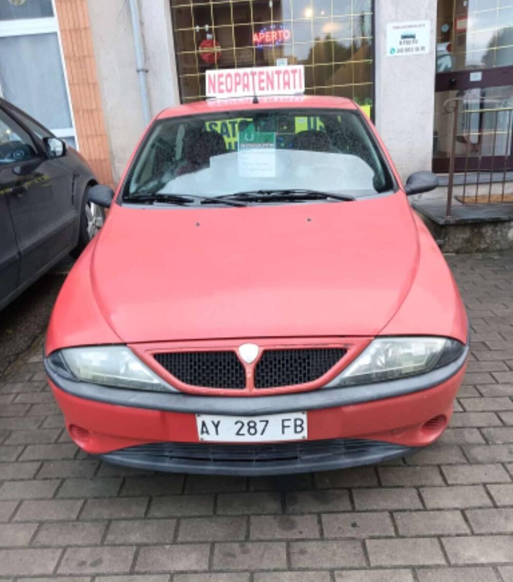 Lancia Y usata a Perugia (18)