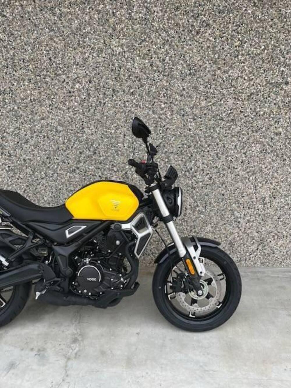 Voge Trofeo 350AC (2022 - 25) (8)