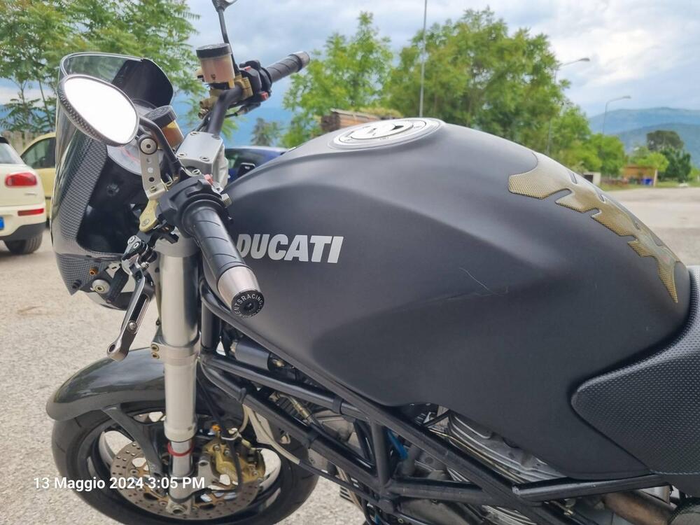 Ducati Monster 900 Dark I.E. (1999 - 02) (10)