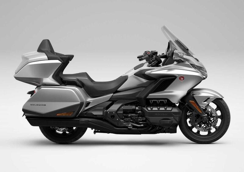 Honda GL 1800 GL 1800 Gold Wing Tour (2025) (2)