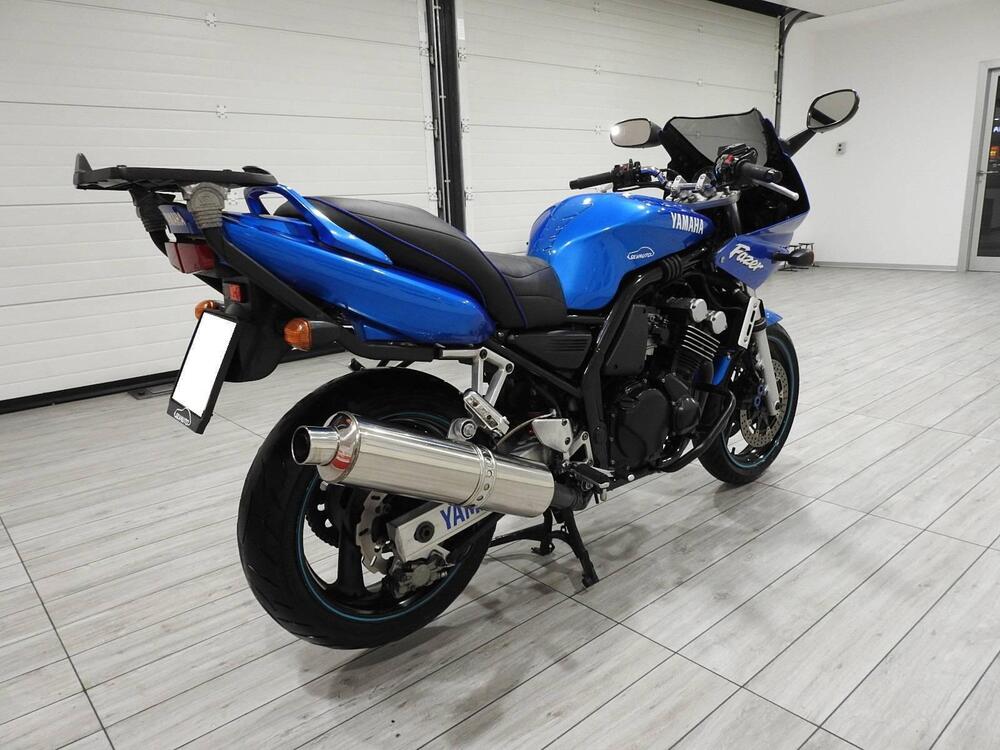 Yamaha FZ6 FAZER 95CV (4)