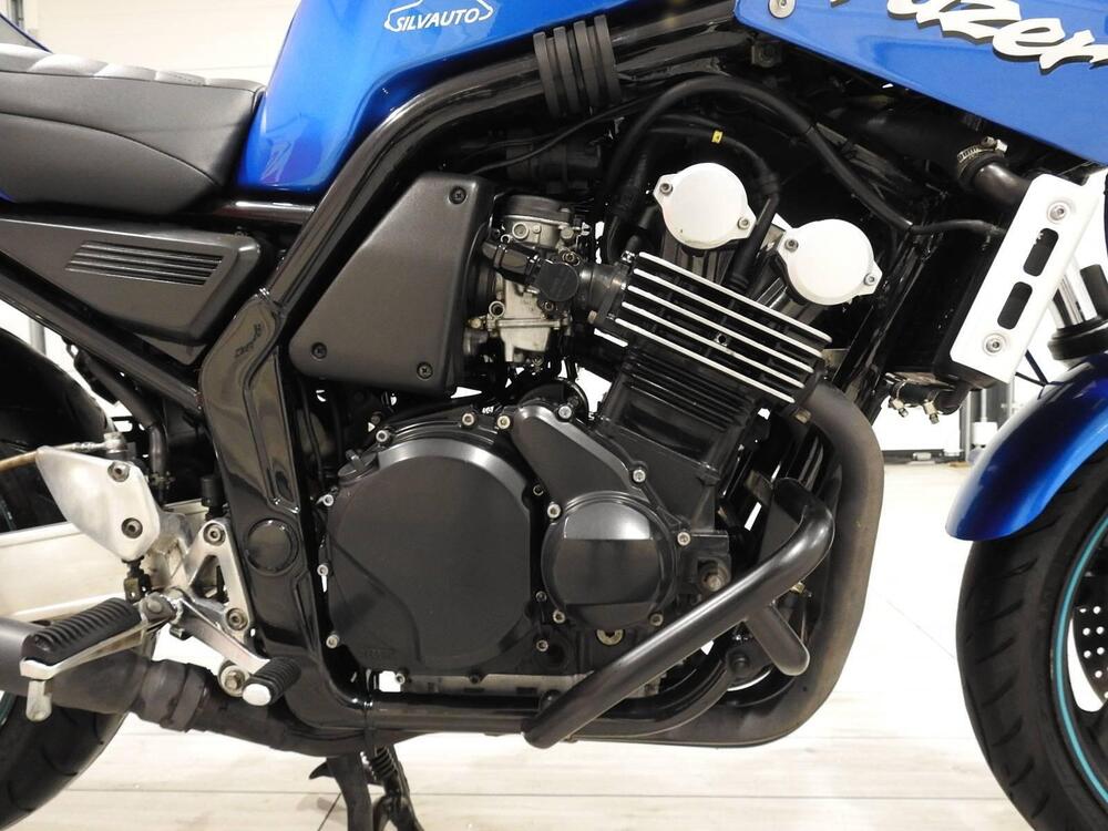 Yamaha FZ6 FAZER 95CV (11)