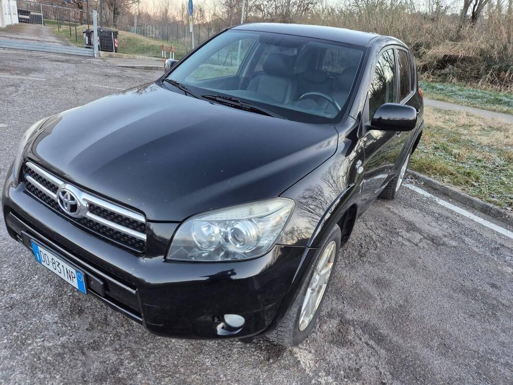 Toyota Rav4 usata a Parma (3)