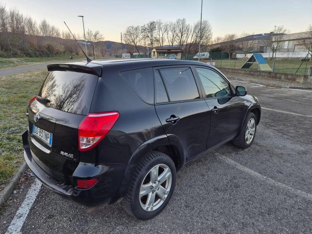 Toyota Rav4 usata a Parma (5)