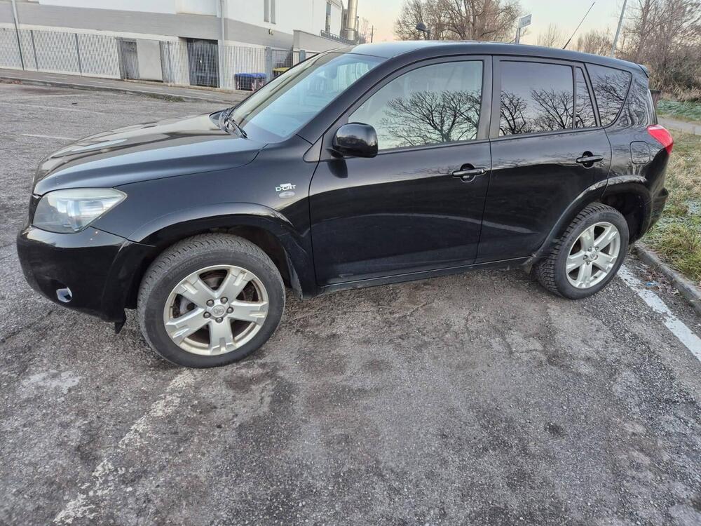 Toyota Rav4 usata a Parma (6)