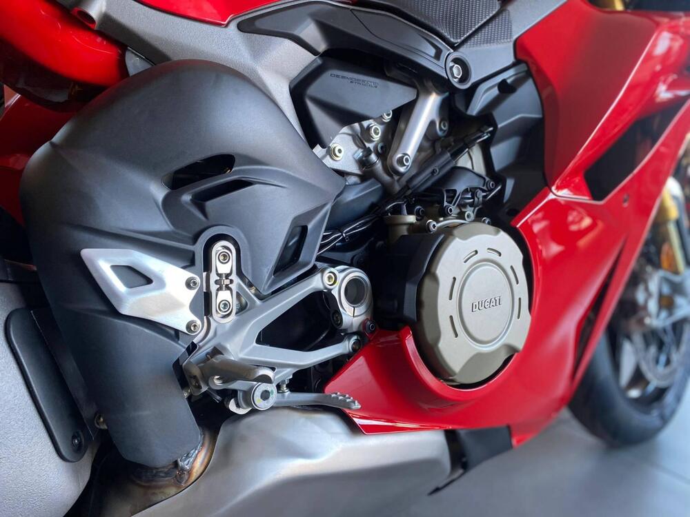 Ducati Panigale V4 S (2025) (11)