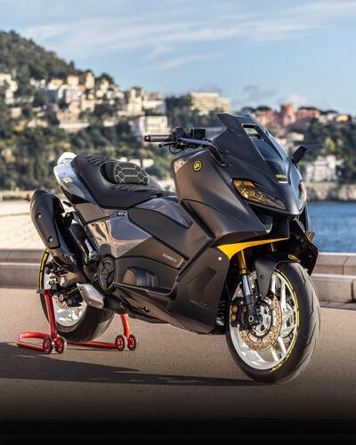 Yamaha Tmax XX: l'ultimo gioiello firmato Ortolani Customs